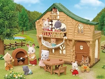 Sylvanian Families- Lakeside Lodge - Image 3